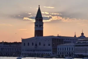 Campanario de San Marcos en Venecia reabre a los turistas