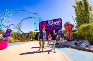 SeaWorld San Diego estrena experiencia con medusas