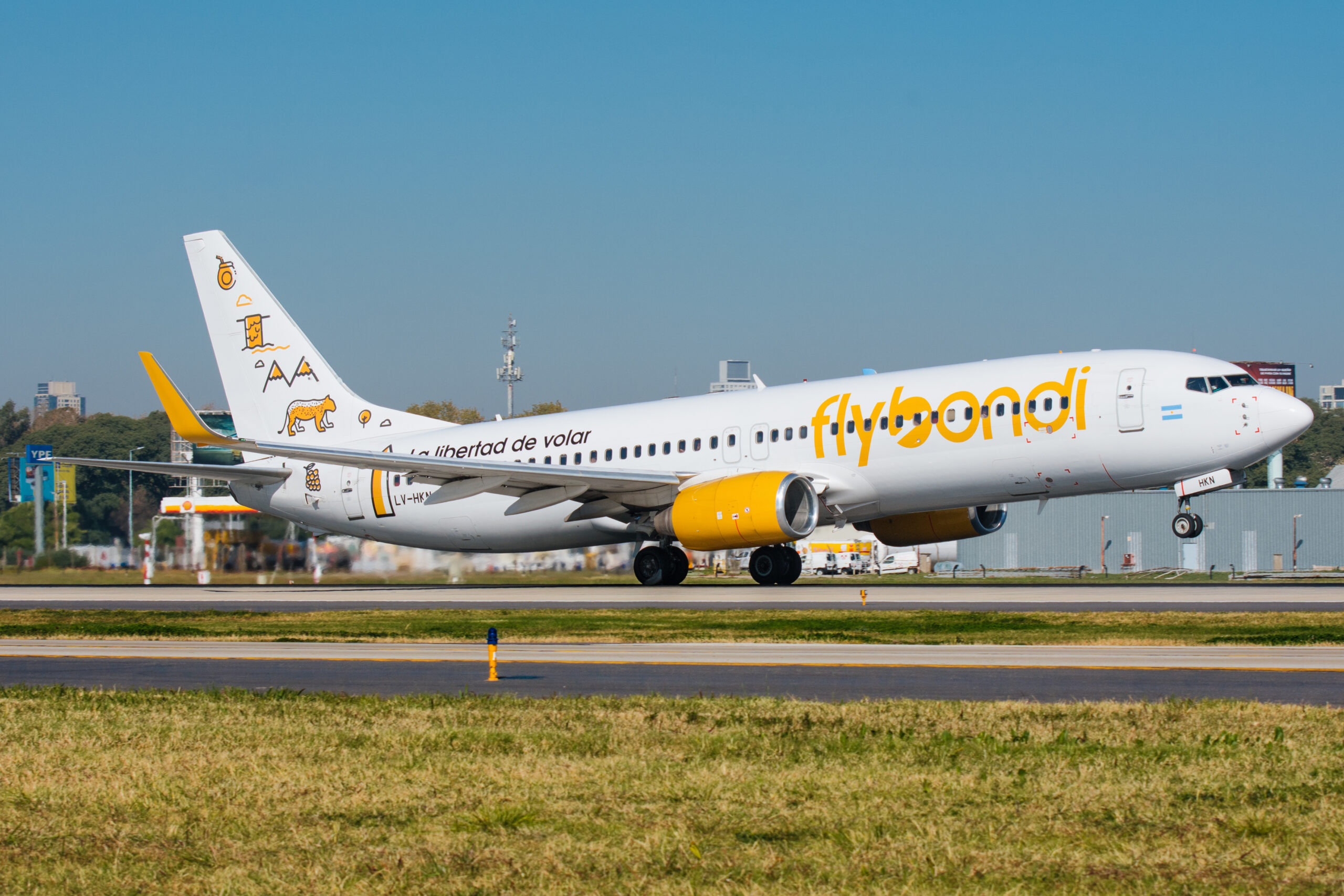 Flybondi retoma sus vuelos a Florianópolis a partir del 3 de septiembre