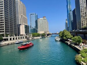 Hoteles en Chicago establecen un récord de demanda de habitaciones en verano
