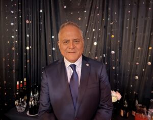 Esteban Mondaca: “El Sheraton Santiago encara una renovación histórica para reposicionarse en el segmento de lujo”