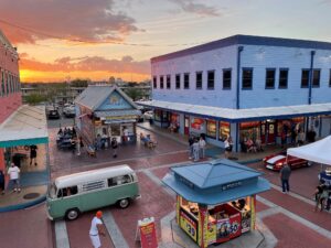 ENGLISH VERSION/Old Town Entertainment District In Kissimmee