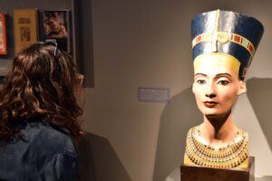 El Antiguo Egipto desembarca en el Bellas Artes con una muestra inédita de 180 piezas