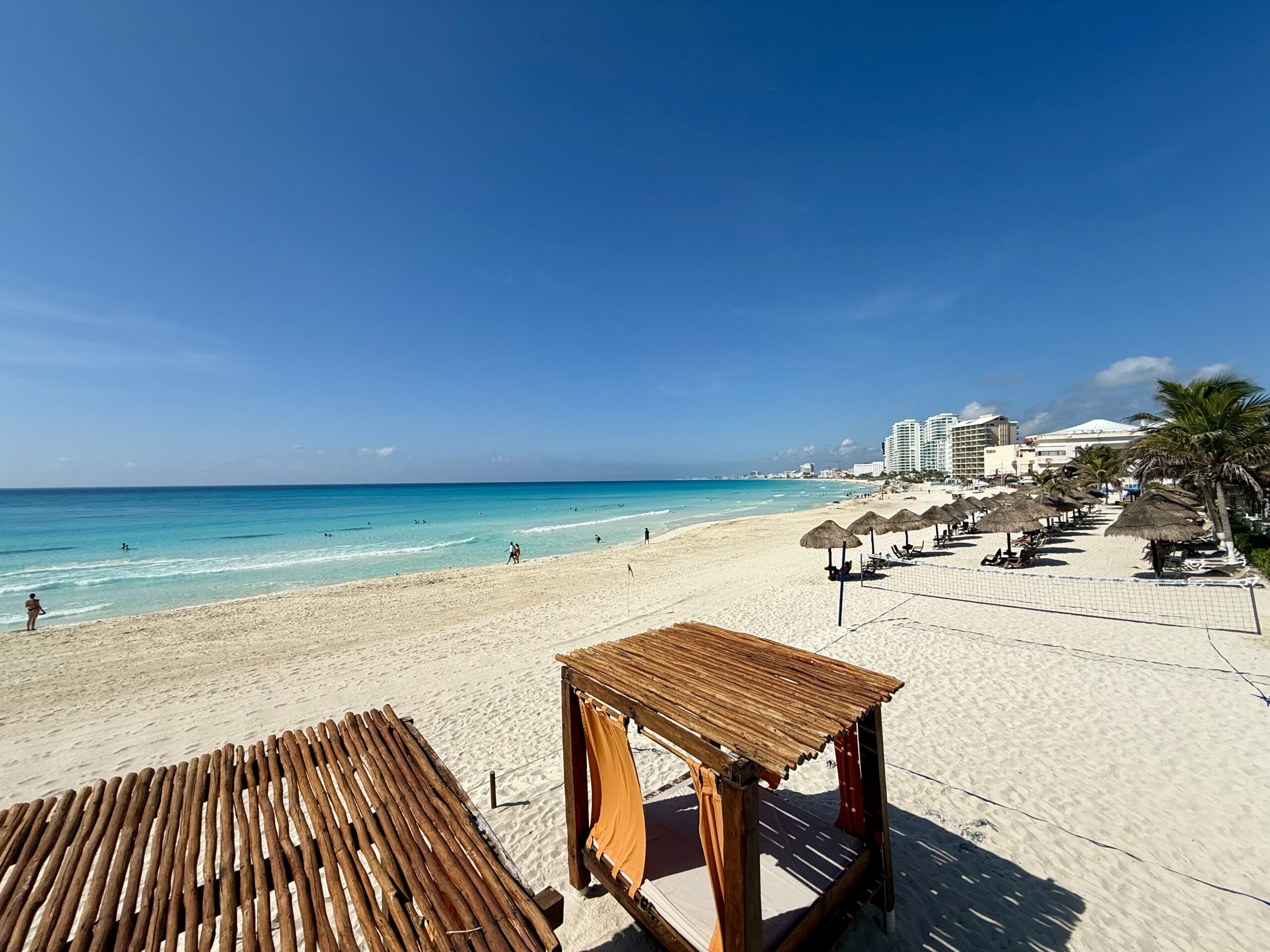 México capitaliza la caída del turismo canadiense hacia Estados Unidos en 2026