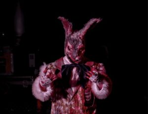 La experiencia de terror más viral llega a Las Vegas: huevos podridos y un conejo macabro