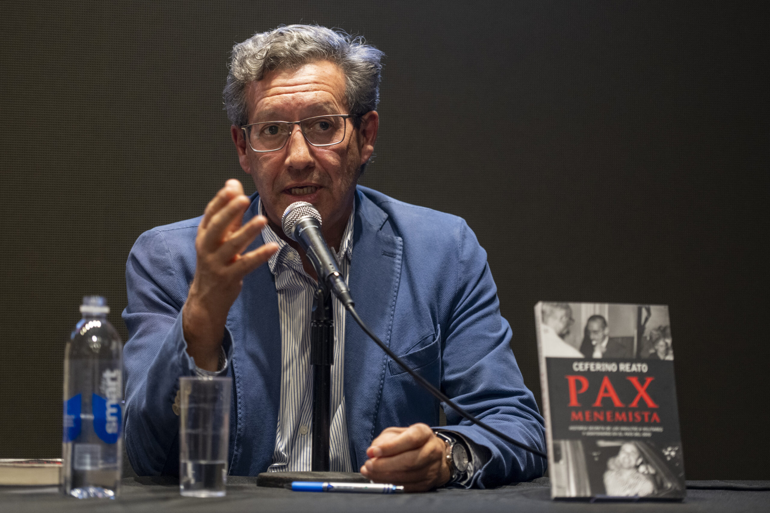 “Pax menemista”, uno de los libros políticos que marcó la Feria del Libro de Buenos Aires