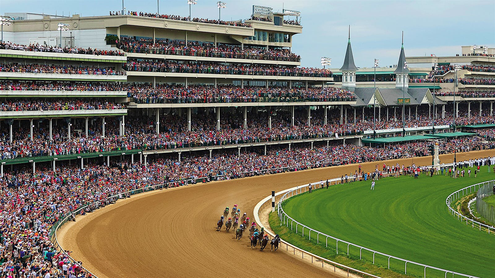 Kentucky Derby: la carrera de caballos que se convirtió en una celebración de la elegancia y las tradiciones del Sur estadounidense