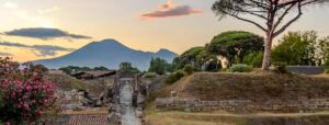 Pompeya se ilumina de noche: historia, vino y gastronomía bajo las estrellas