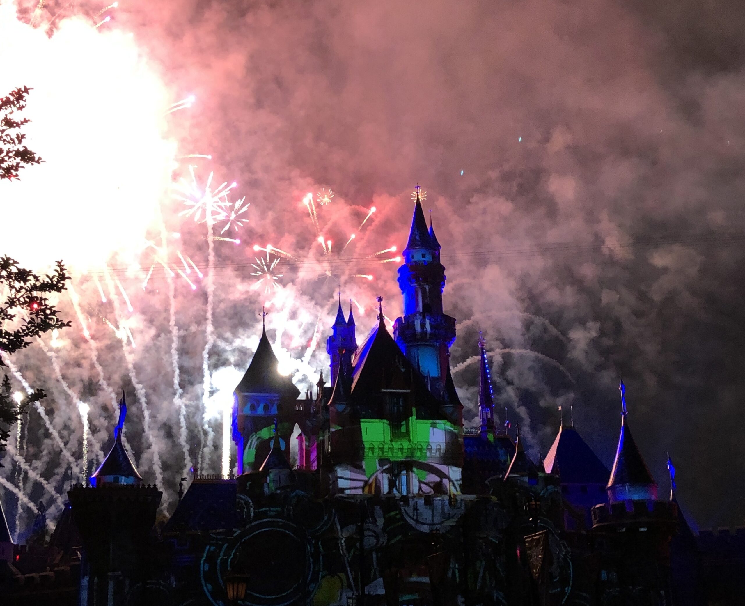 Disneyland lanza un boleto nocturno por solo US$ 59: la forma más económica de vivir la magia este verano