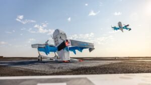 Amazon lleva las compras al cielo: los drones llegarán a casi 500 ciudades de EE.UU.