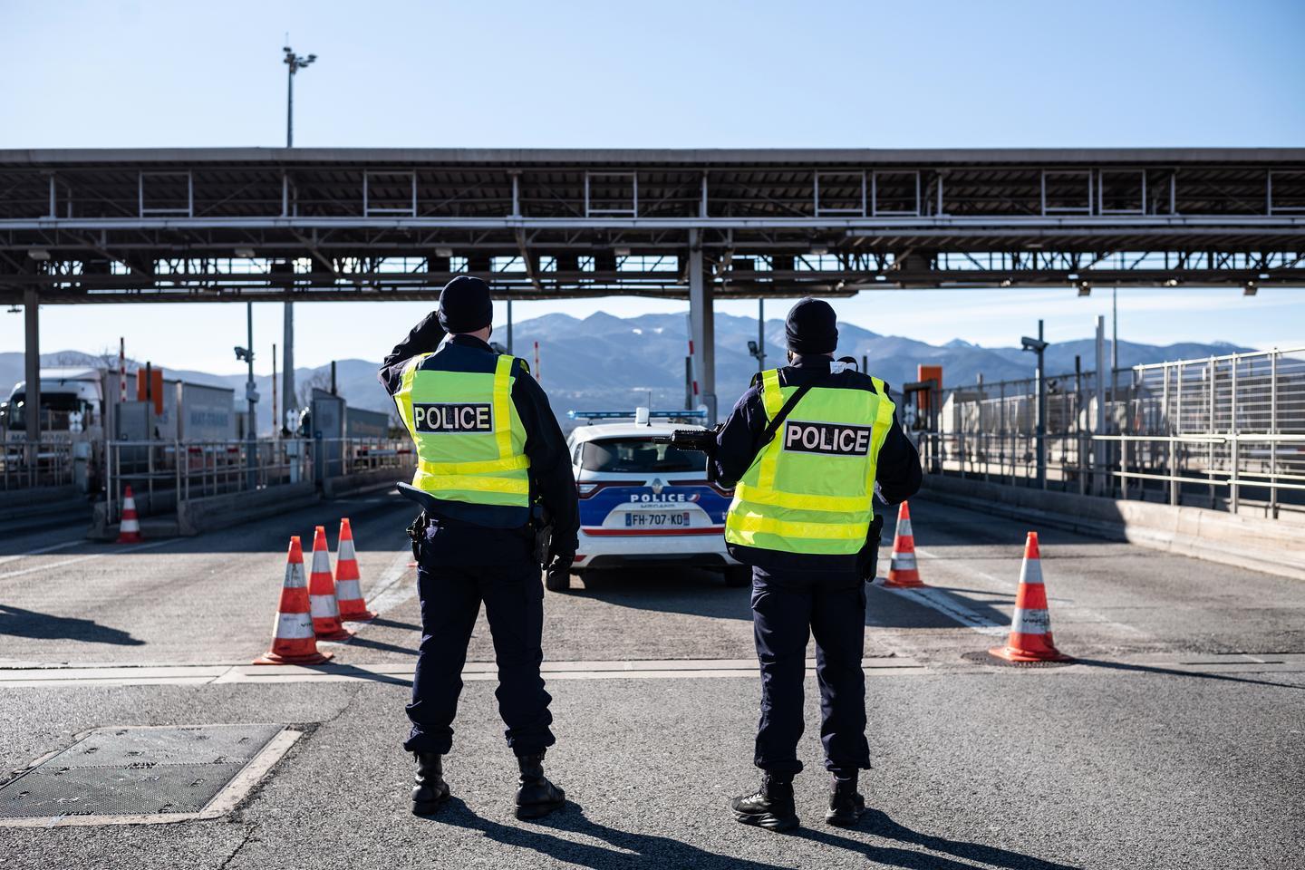 Italia suspende temporalmente Schengen con España tras la crisis migratoria en Ceuta y Europa refuerza sus fronteras