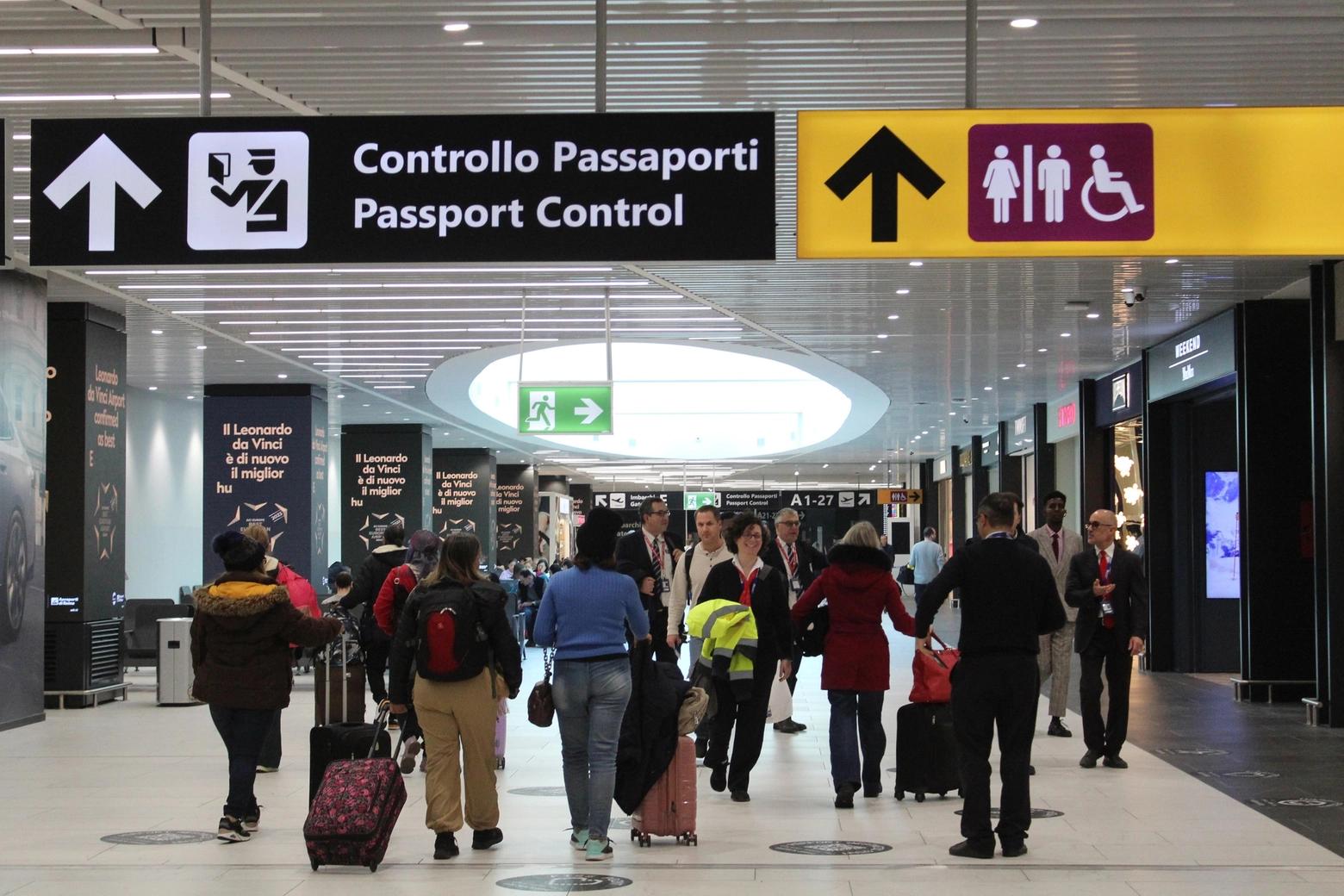 Italia refuerza los controles a viajeros procedentes de España: qué deben saber los turistas