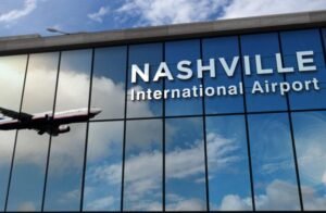 Nashville quiere que Dolly Parton dé la bienvenida a sus viajeros desde el aeropuerto