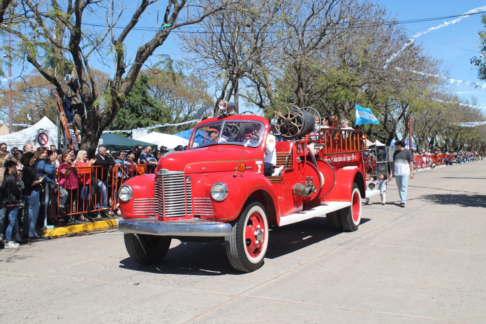 Roque Pérez celebra 142 años entre almacenes de campo, historia y sabor criollo