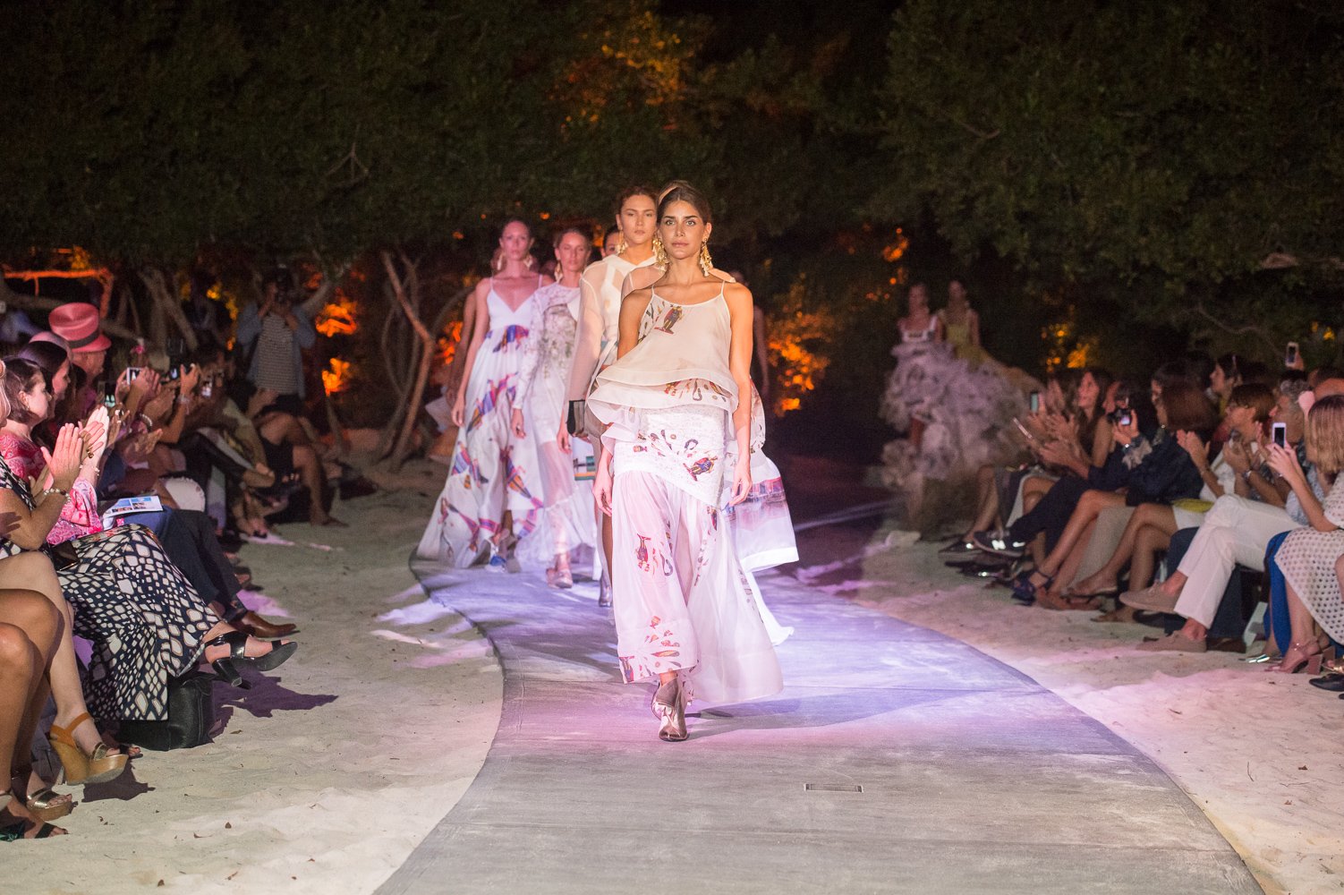 Aruba Fashion Week 2026: moda, lujo y talento local en el paraíso caribeño