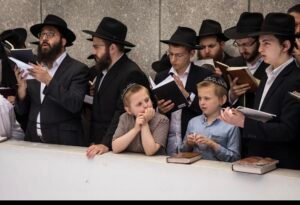 El Ohel, el rincón espiritual de Nueva York que recibe cerca de un millón de visitantes al año